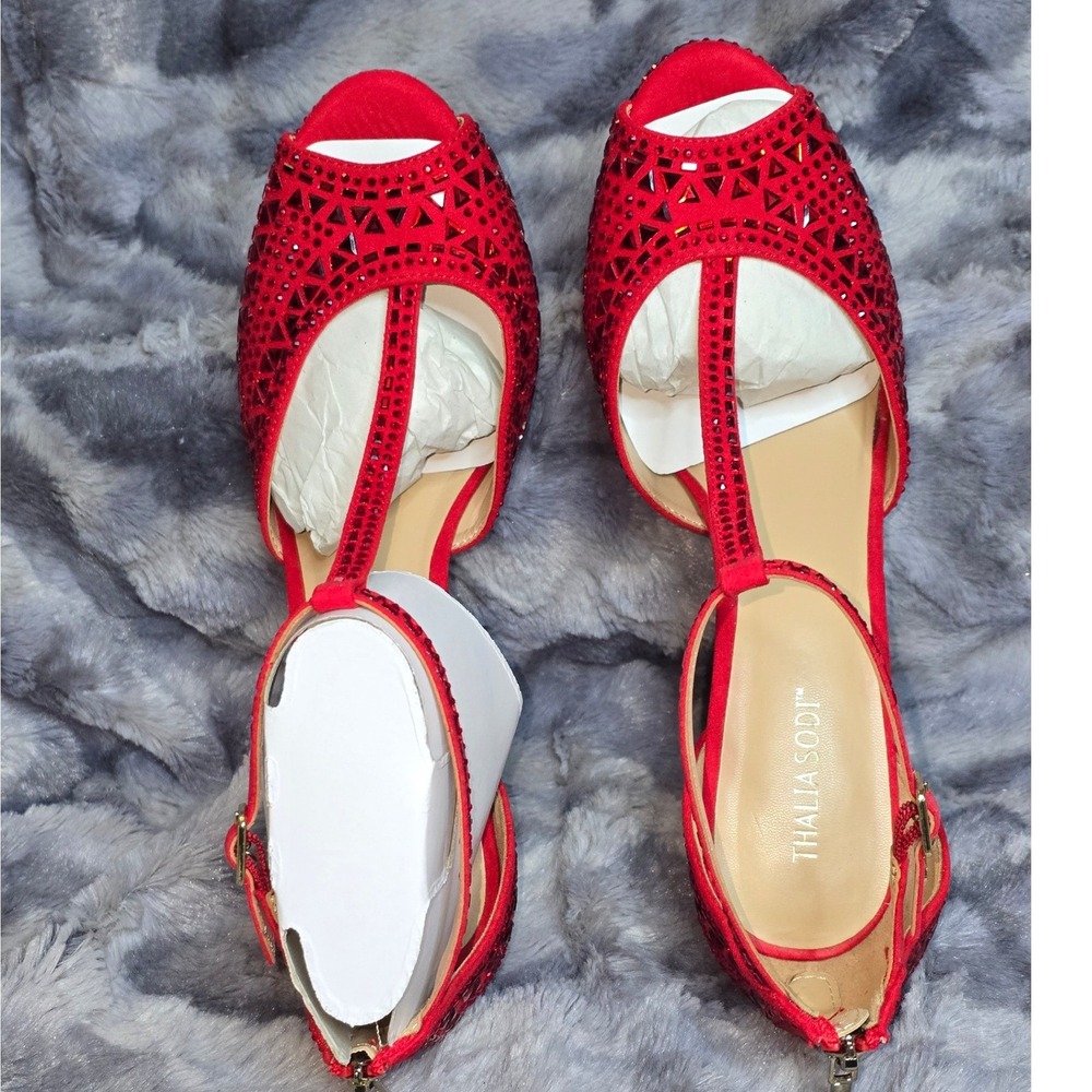 Thalia‎ Sodi Chacey Stiletto Red Rhinestone T-Strap Platform pump Womens 11 - Picture 4 of 8